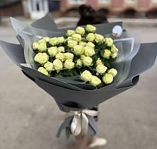Букет Белые кустовые розы Солинеро в Новые Бурасы